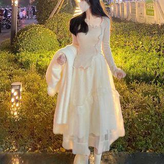 Long-sleeve Ruffe Knit Top / Mesh Midi A-line Skirt
