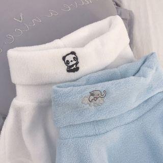 Animal Embroidered Turtleneck Long-sleeve Top