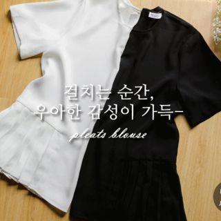 Round-neck Pleat-hem Flare Blouse