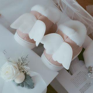 Wings Applique Ankle Snow Boots