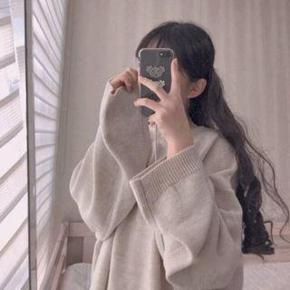 Plain Round Neck Sweater Oatmeal - One Size