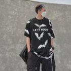 Bat Print Elbow-sleeve T-shirt