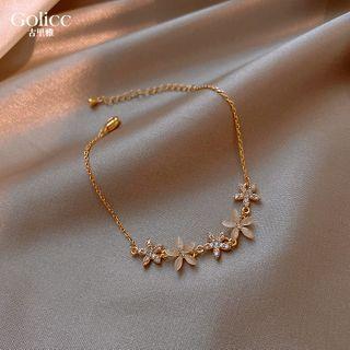 Cat Eye Stone Flower Bracelet As Shown In Figure - One Size