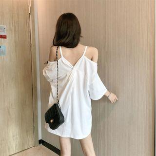 Cold-shoulder Twist-back T-shirt