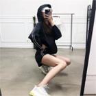 Set: Hooded Contrast-trim Top + Sweat Shorts