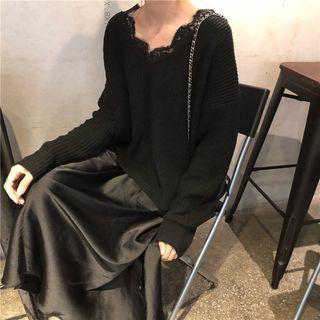 Lace V-neck Loose-fit Knit Top Black - One Size