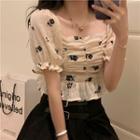 Short-sleeve Floral Top / Pleated A-line Skirt