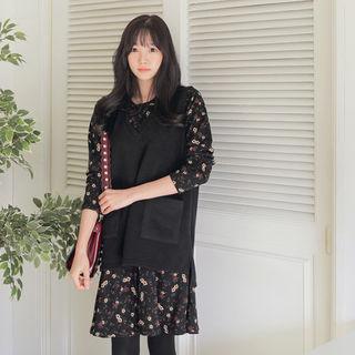 Set: Dual-pocket Vest + Ruffle-hem Floral Dress