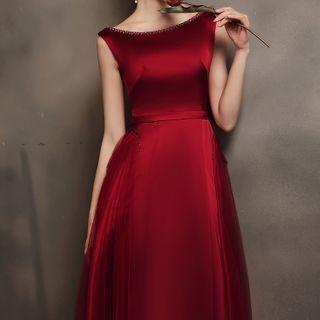 Sleeveless A-line Satin Gown