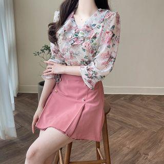 Ruffled Button-trim Floral Blouse