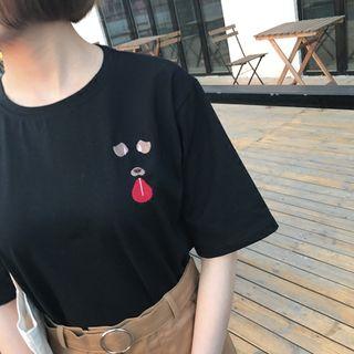 Dog Embroidered Elbow Sleeve T-shirt
