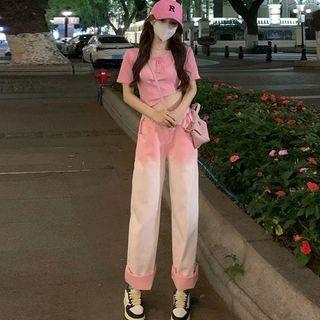 Gradient Loose Fit Jeans / Cropped T-shirt