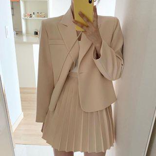 Long-sleeve Plain Blazer / Pleated Mini A-line Skirt / Set