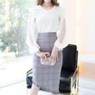 Lace Panel V-neck Ruffle Blouse / Plaid Pencil Skirt