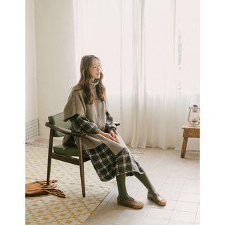 Turtle-neck Asymmetric-hem Capelet Sweater