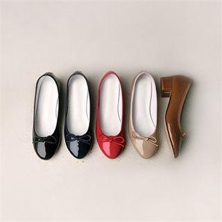 Beribboned Block-heel Patent Pumps