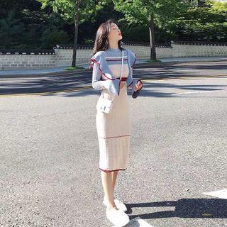 Long-sleeve Color Block Knit Midi Dress / Mini Dress