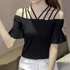 Lattice Open Shoulder Short-sleeve T-shirt