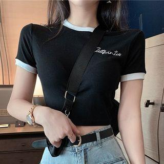 Letter Embroidered Cropped T-shirt