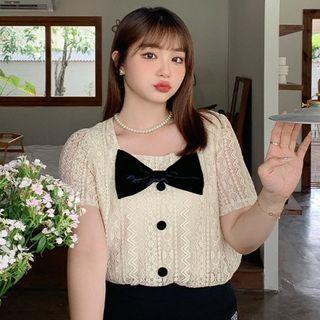 Short-sleeve Square-neck Bow Lace Top