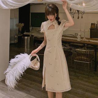 Puff-sleeve Cutout Floral Qipao Dress