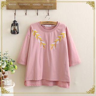 Leaf Embroidered Elbow Sleeve T-shirt