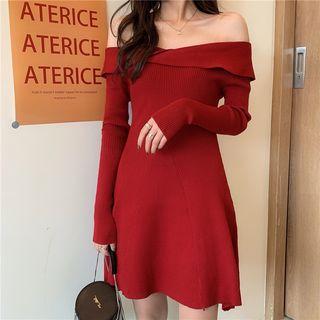 Off-shoulder Ribbed A-line Knit Dress