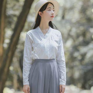 Long-sleeve Side-tie Top