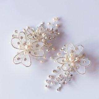 Floral Pearl Hair Clip