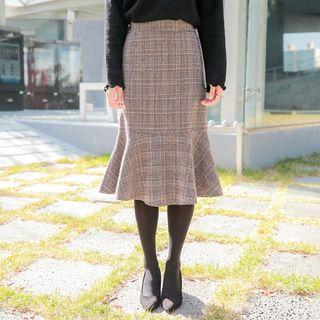 Ruffle-hem Glen-plaid Long Skirt