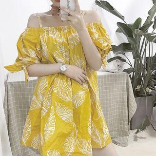 Off-shoulder Leaf Print Sundress