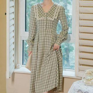 Sailor Collared Plaid Dress