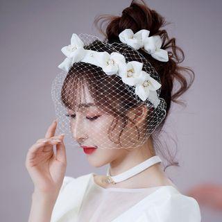 Flower Wedding Veil / Hair Clip