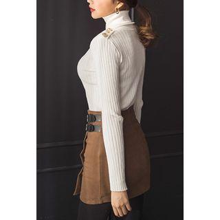 Turtle-neck Button-detail Knit Top