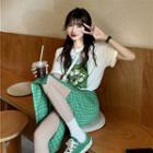 Short-sleeve Graphic Print T-shirt / Plaid Slit Midi Pencil Skirt