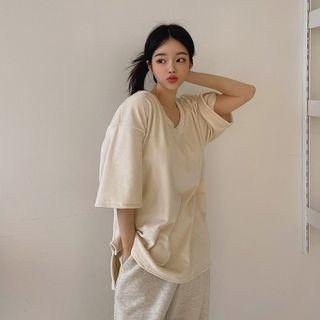 Short-sleeve U-neck Velvet T-shirt