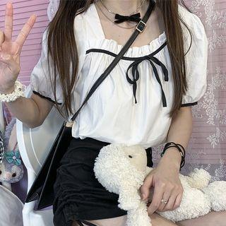 Short-sleeve Cutoff Drawstring Shirt / Ruffle Square-neck Blouse