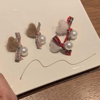 Pom Pom Bow Stud Earring