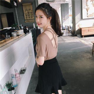 Strappy Back Short-sleeve T-shirt