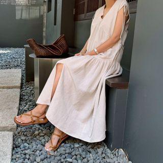Drawstring V-neck Sleeveless Dress