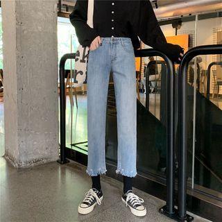 Fray Hem Cropped Straight-cut Jeans