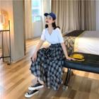 Plain V-neck Loose-fit Short-sleeve T-shirt / Plaid Irregular Skirt
