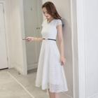 Short Sleeve V-neck Midi Lace Dress
