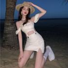 Cold-shoulder Cropped T-shirt / A-line Skirt
