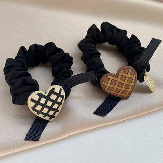 Heart Checker Hair Tie