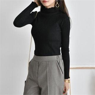 Mock-neck Crinkled Knit Top