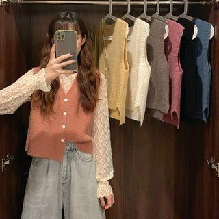 Knit Vest / Long-sleeve Lace Top