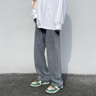 Buttoned Hem Straight-leg Jeans
