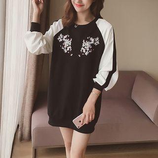 Embroidered Color Block Long Pullover