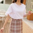 Round-neck Frilled-sleeve T-shirt